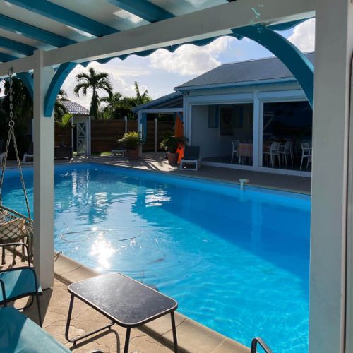 Travaux de rafraîchissement de la piscine